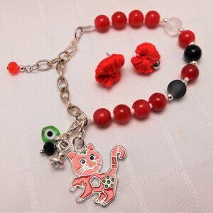 Handmade jewelry set: bracelet and two pairs of earrings No 930